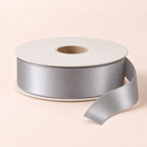 Cinta de Raso Gris Plata 20 mm x 25 yd Cinta de raso gris plata de 20 mm x 25 yd estilo El Rincón de la Icha