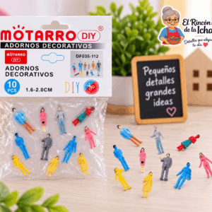 Figuras Decorativas Miniatura de Personas – 10 Piezas Figuras decorativas miniatura de personas, set de 10 piezas de 1,6 a 2 cm, mostradas junto a su empaque tipo bolsa