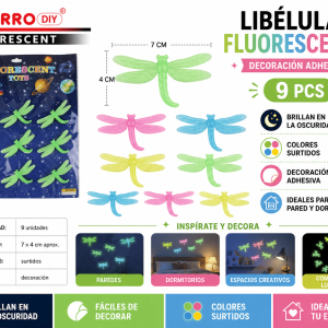 Set de 9 Libélulas Fluorescentes Adhesivas 7 x 4 cm – Colores Surtidos Set de 9 libélulas fluorescentes adhesivas de 7 x 4 cm en colores surtidos para decorar paredes, dormitorios y espacios creativos.