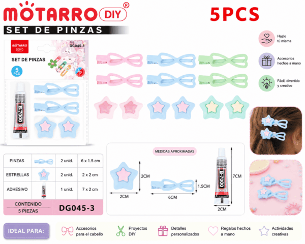 Set DIY de Pinzas Celestes con Estrellas Rosadas – 5 Piezas Set DIY de 5 piezas con 2 pinzas celestes tipo lazo, 2 estrellas decorativas celestes y rosadas y 1 adhesivo para manualidades.